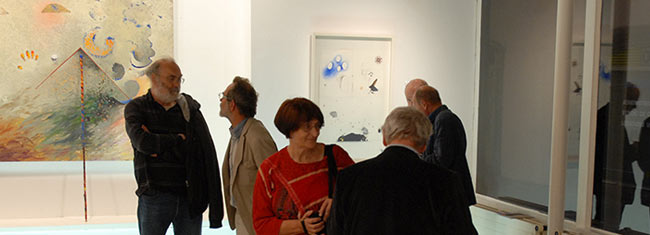 Besucher in der Galerie